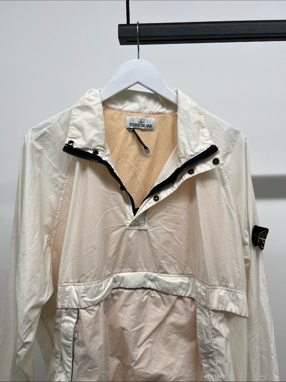 Stone Island Off-White Pullover Anorak - Picture 2 of 8